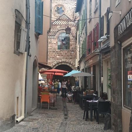 Chez David - T2 Neuf Dans Centre Historique Lejlighed Brioude Eksteriør billede