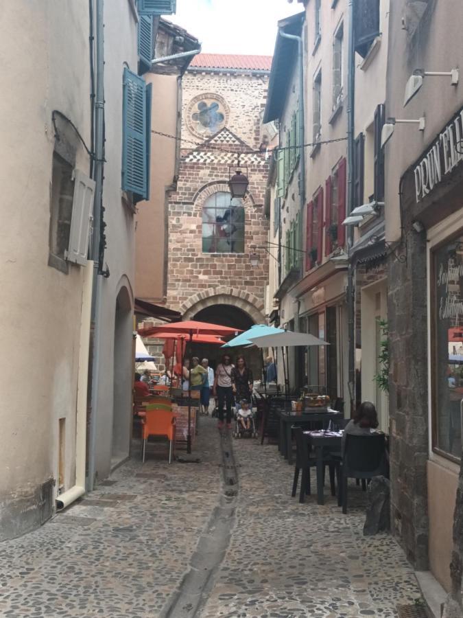 Chez David - T2 Neuf Dans Centre Historique Lejlighed Brioude Eksteriør billede